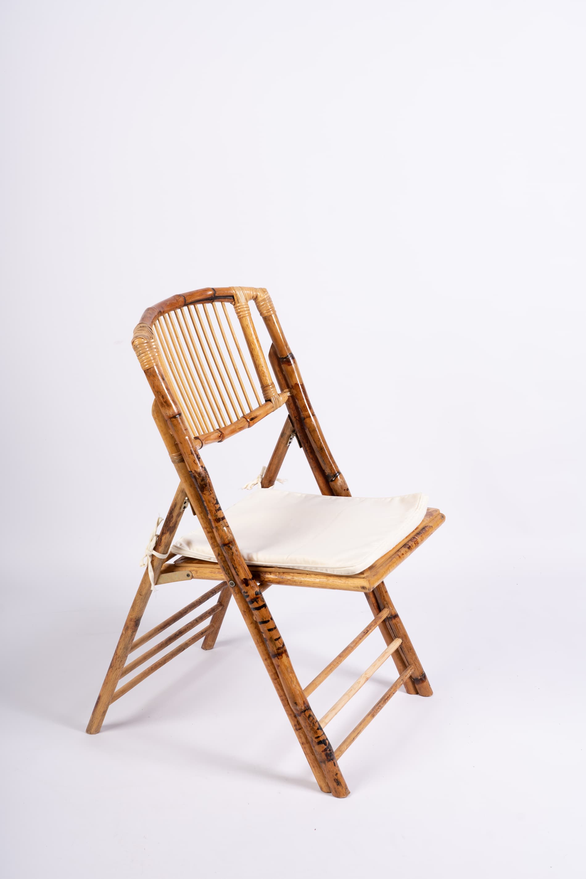 Lloguer Cadira Bambú per a esdeveniments